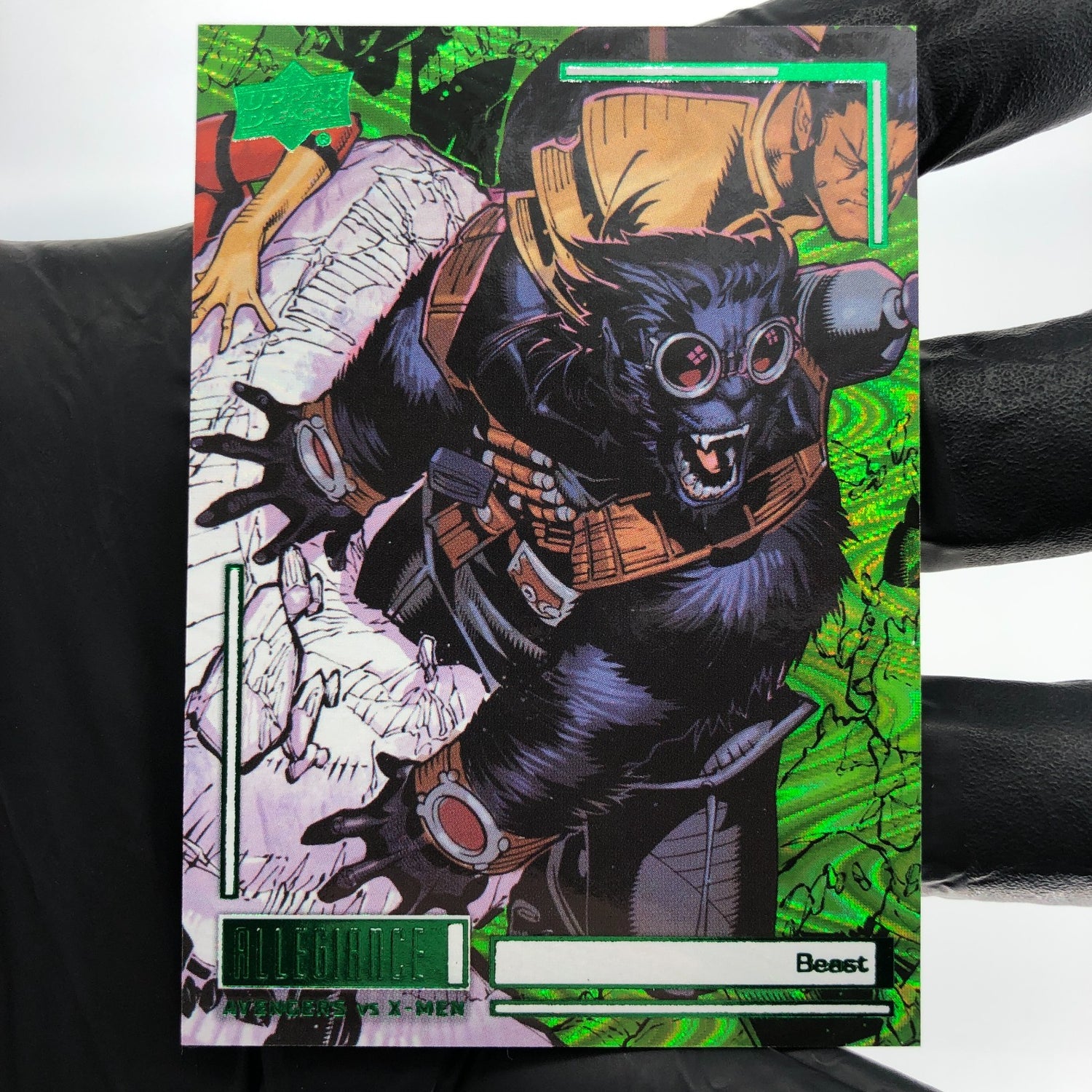 Marvel Card Avengers vs X-Men Beast C67 Green Holo Allegiance Upper Deck [NM]