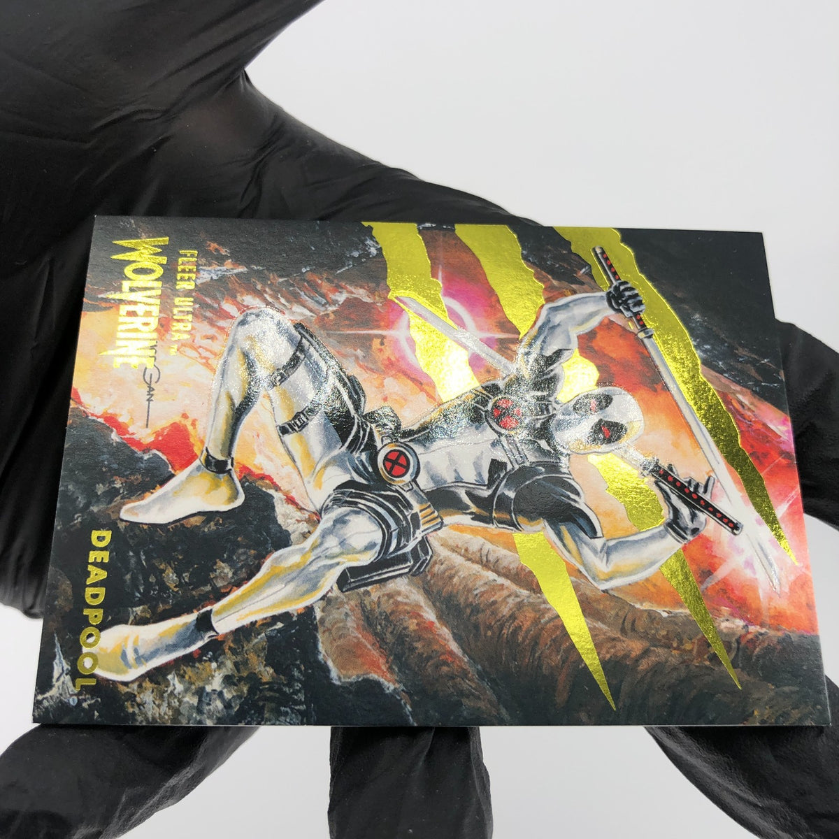 Marvel Card Deadpool 80 Gold /90 Fleer Upper Deck Ultra Wolverine [NM]