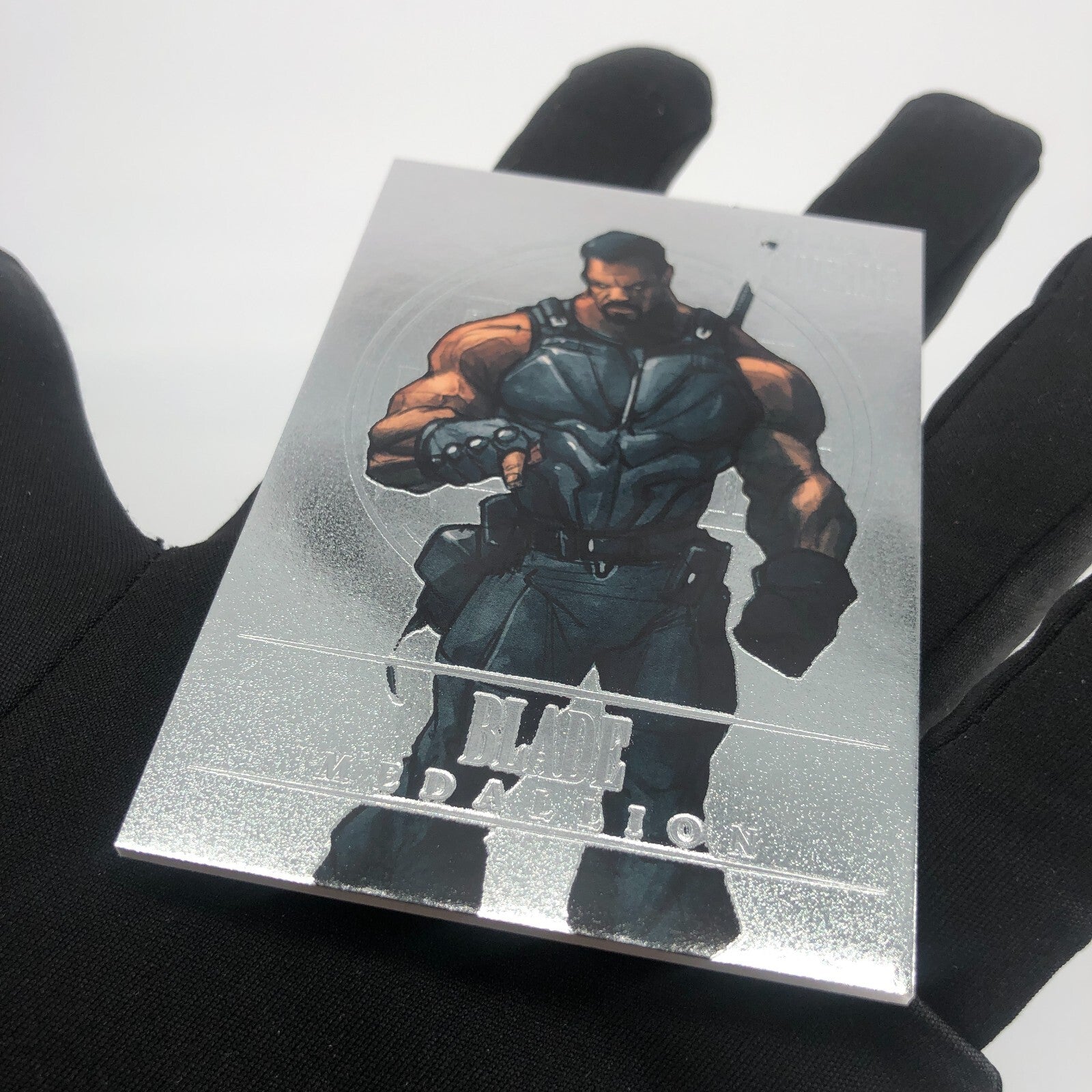Marvel Card Blade M-4 Medallion Fleer Upper Deck Wolverine Ultra [Rank A]