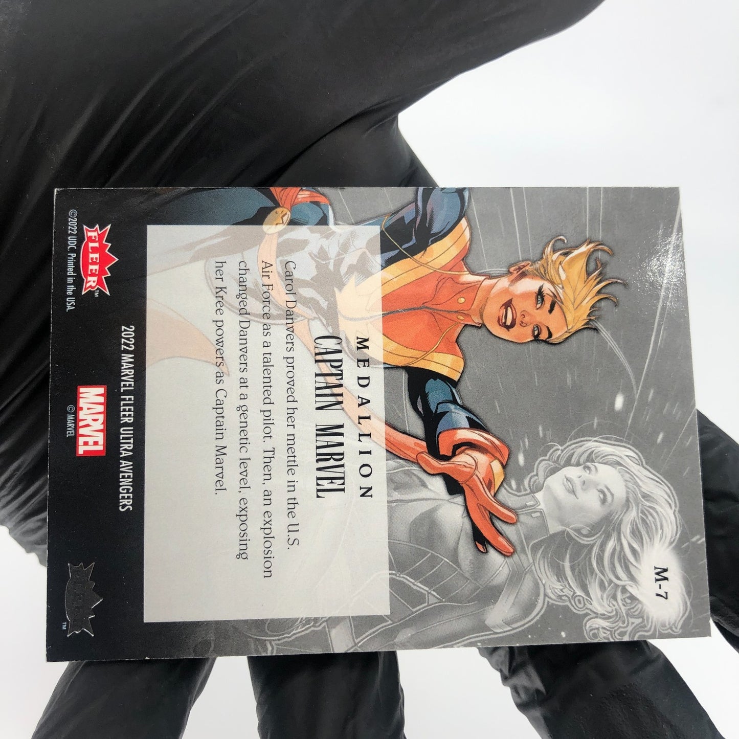Marvel Card Captain Marvel M-7 Fleer Upper Deck Ultra Avengers [Exc.]