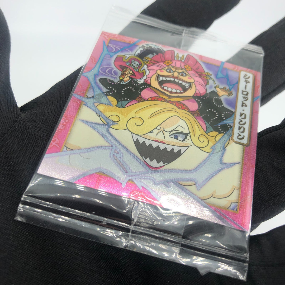 One Piece Big Mom SW6-05 N Holo Wafer  Japanese [Sealed]