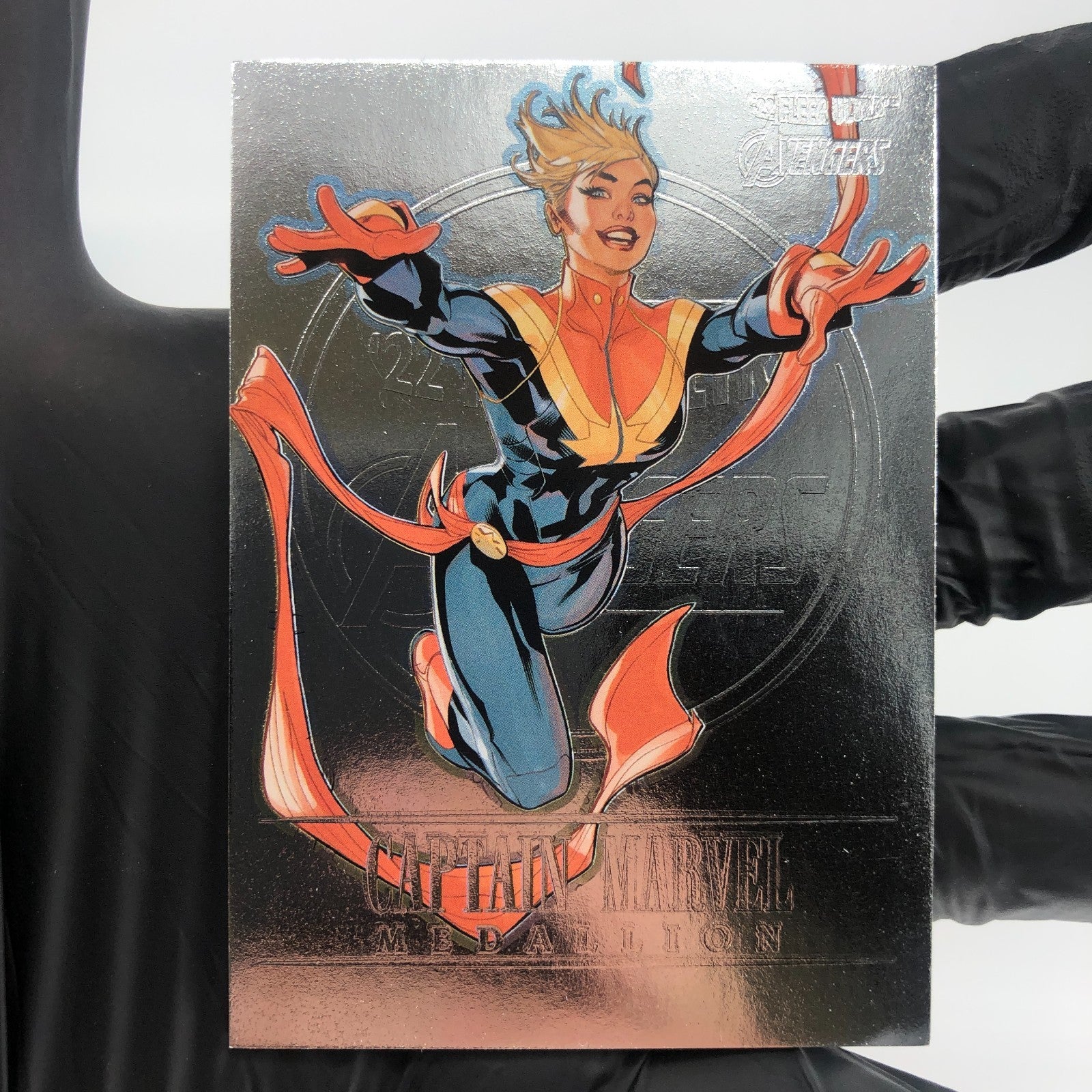 Marvel Card Captain Marvel M-7 Fleer Upper Deck Ultra Avengers [Exc.]