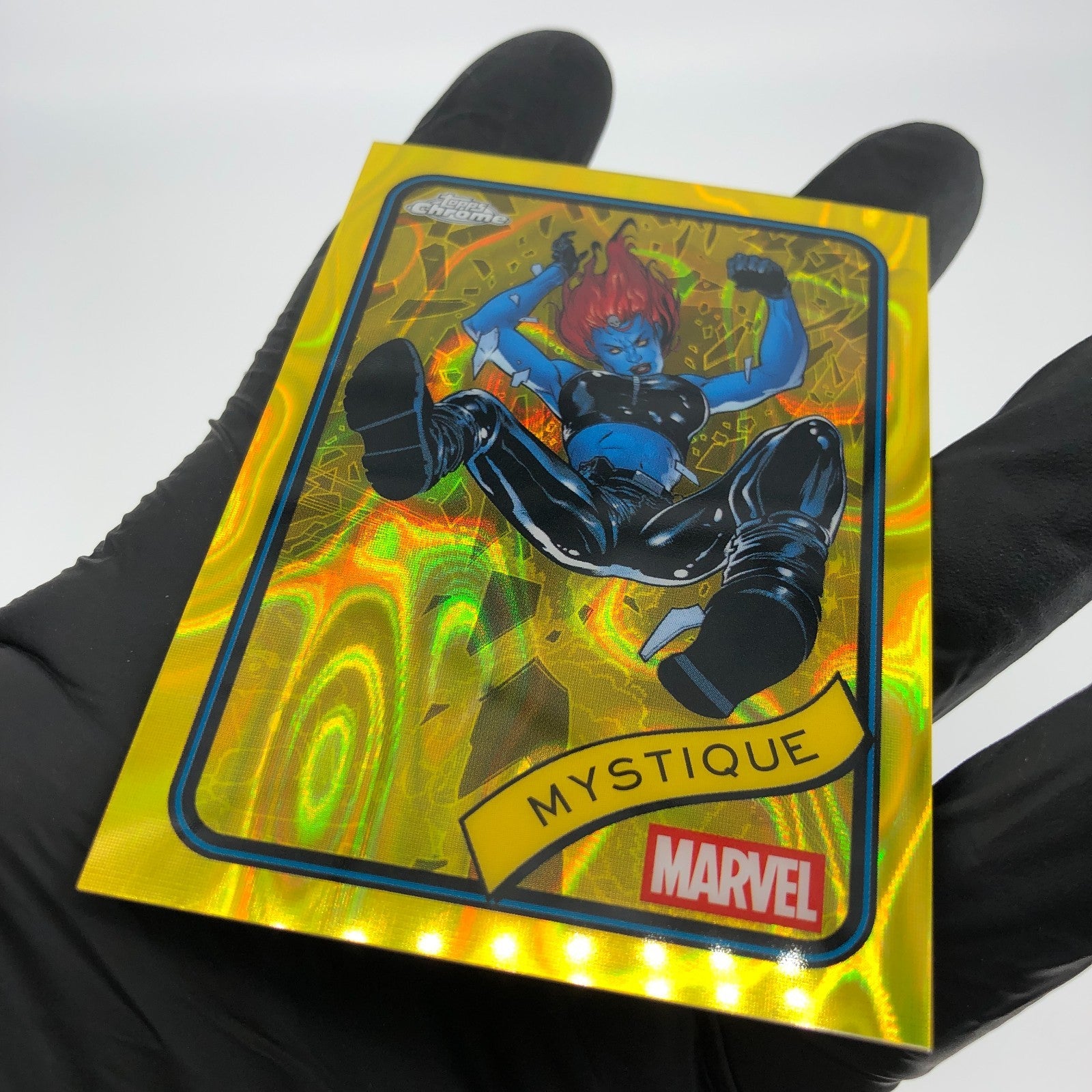 Marvel Card Mistique 7 Yellow Lava Refractor Topps Chrome 2025 [NM]