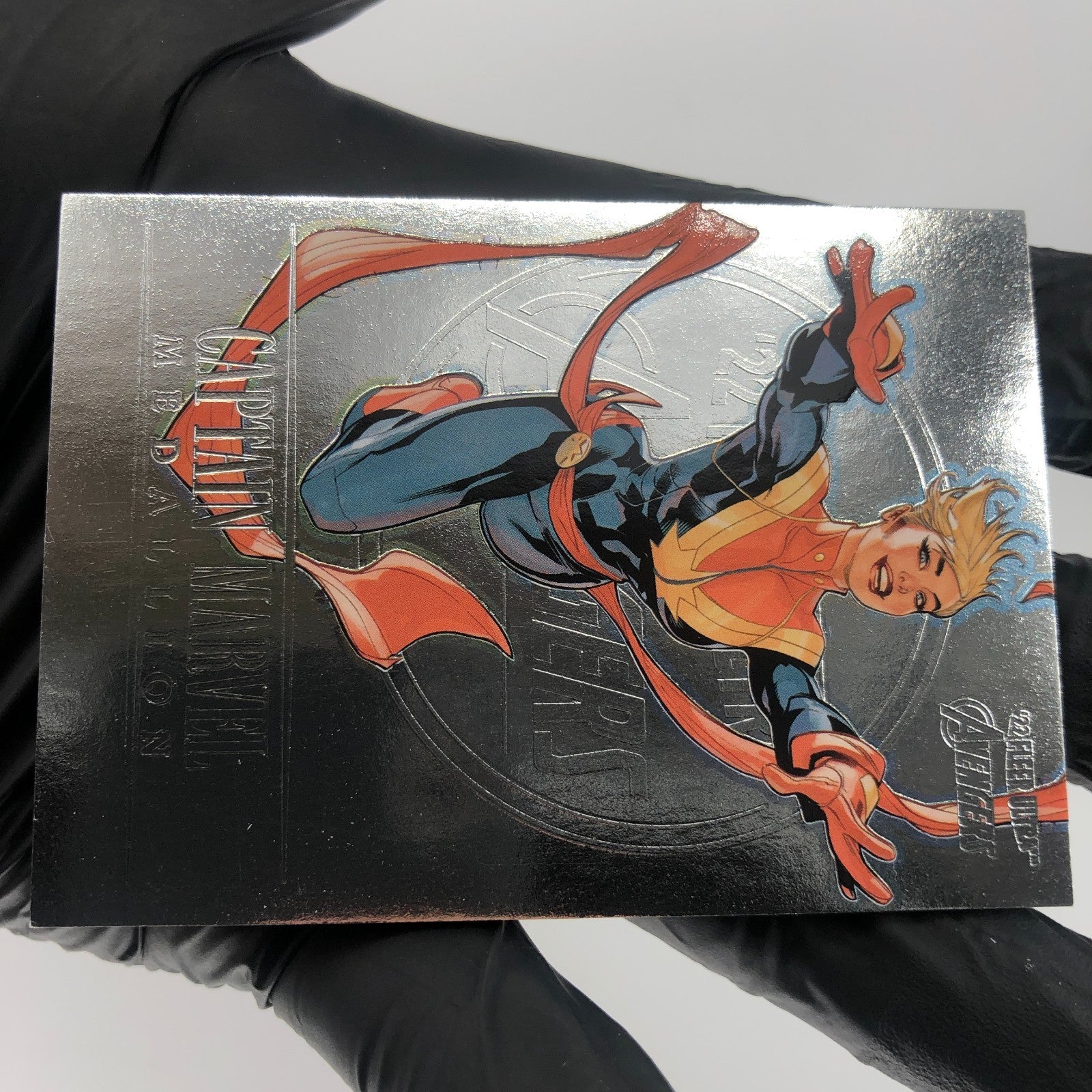 Marvel Card Captain Marvel M-7 Fleer Upper Deck Ultra Avengers [Exc.]