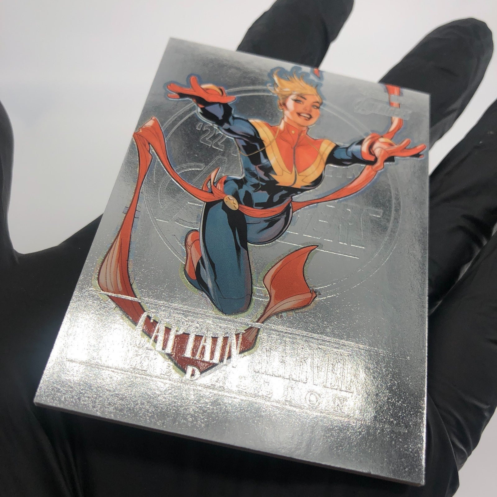 Marvel Card Captain Marvel M-7 Fleer Upper Deck Ultra Avengers [Exc.]