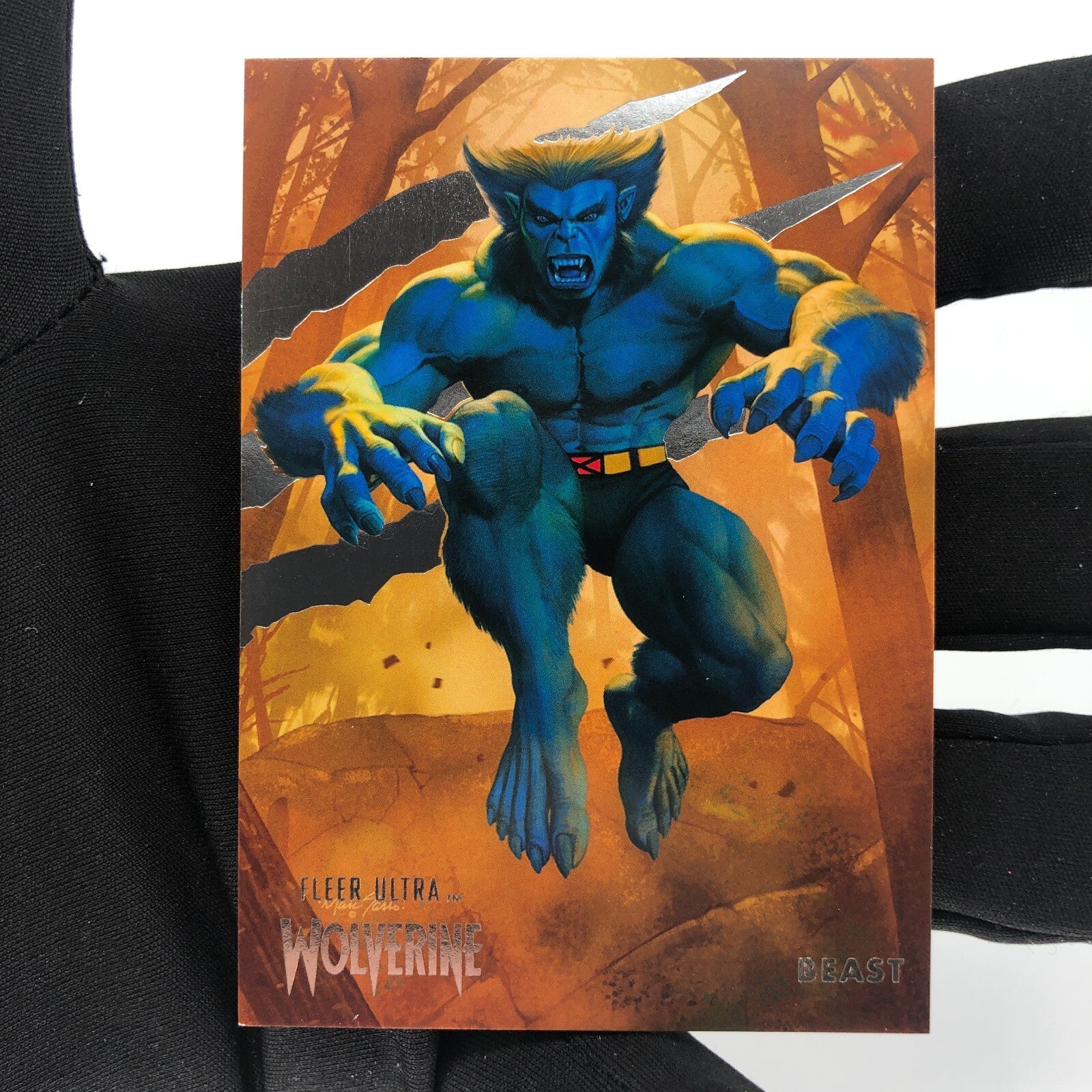 Marvel Card Beast 31 Base Upper Wolverine Ultra [A]