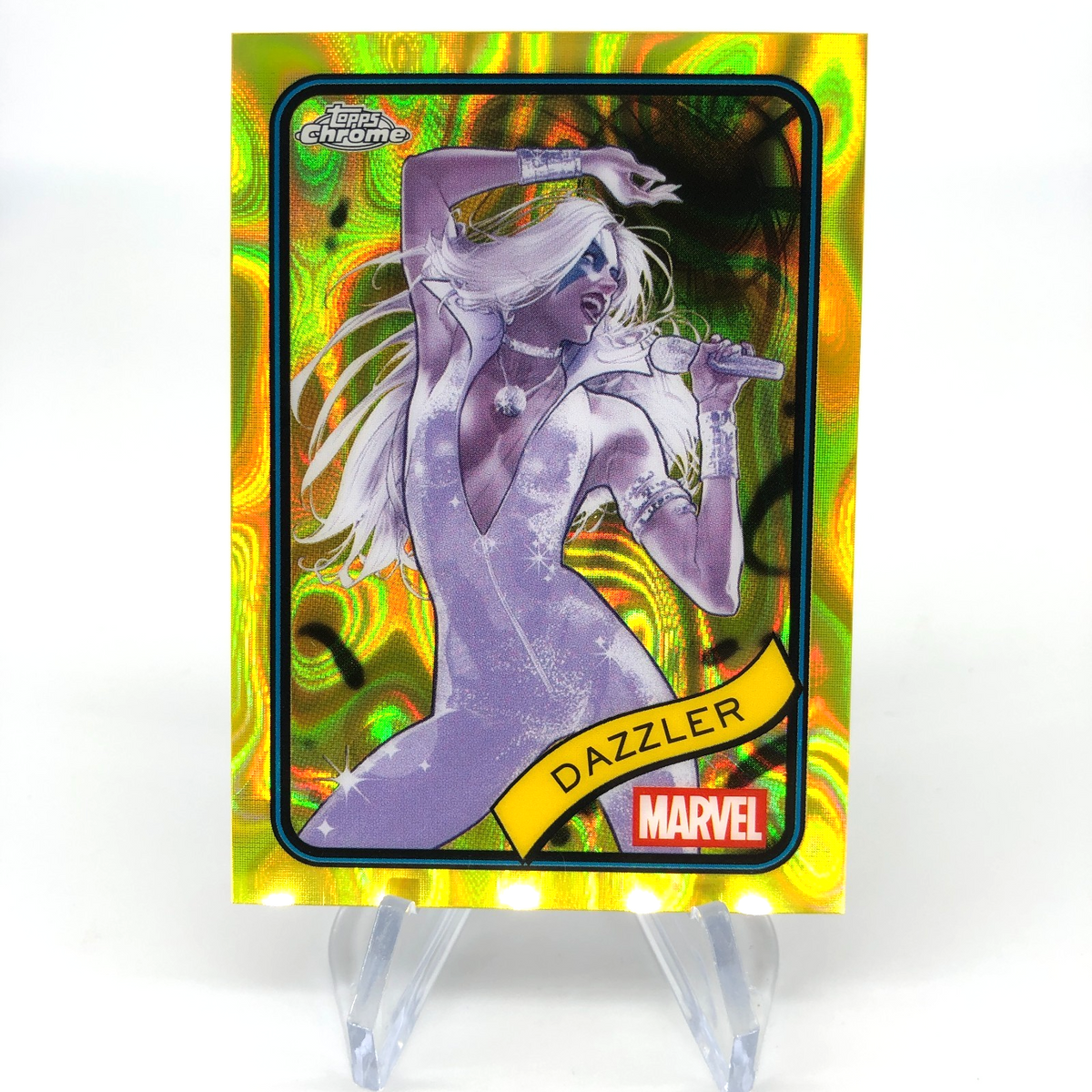 Marvel Card Dazzler 52 Yellow Lava Refractor Topps Chrome 2025 [NM]